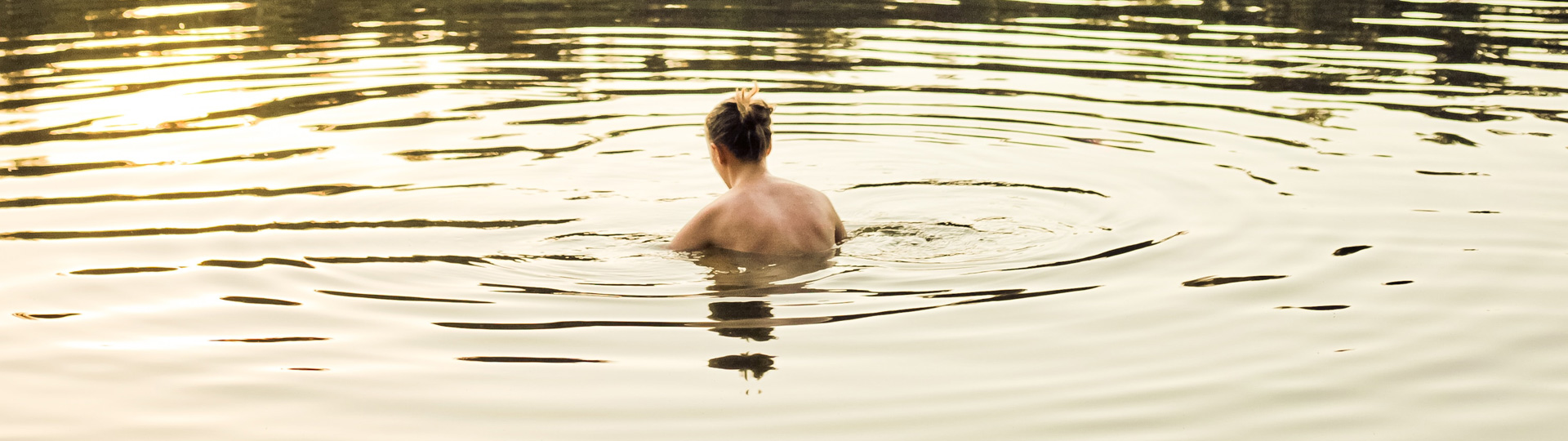 Regel bei der Benutzung eines Schwimmteichs